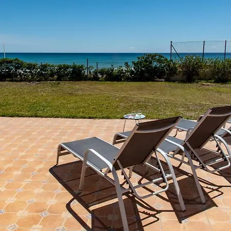 Chalet Geraneos 3 بيت للعطل