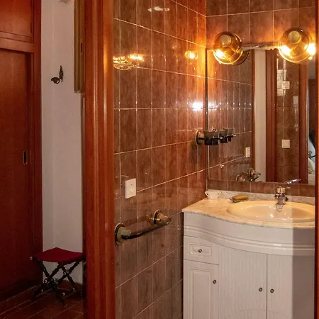 بيت للعطل Chalet Geraneos 3 *
