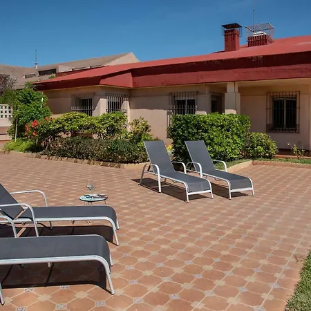 Chalet Geraneos 3 * Torrevieja
